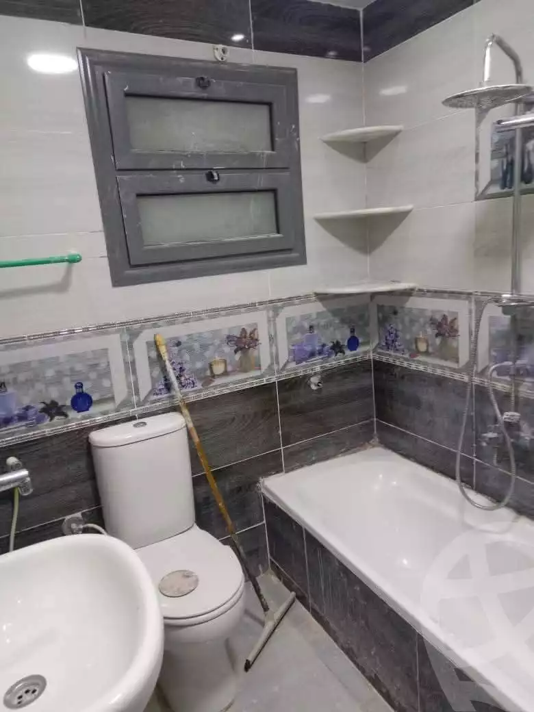 https://aqarmap.com.eg/en/listing/5678681-for-sale-alexandria-l-jmy-lbytsh-al-nouqrashi-st