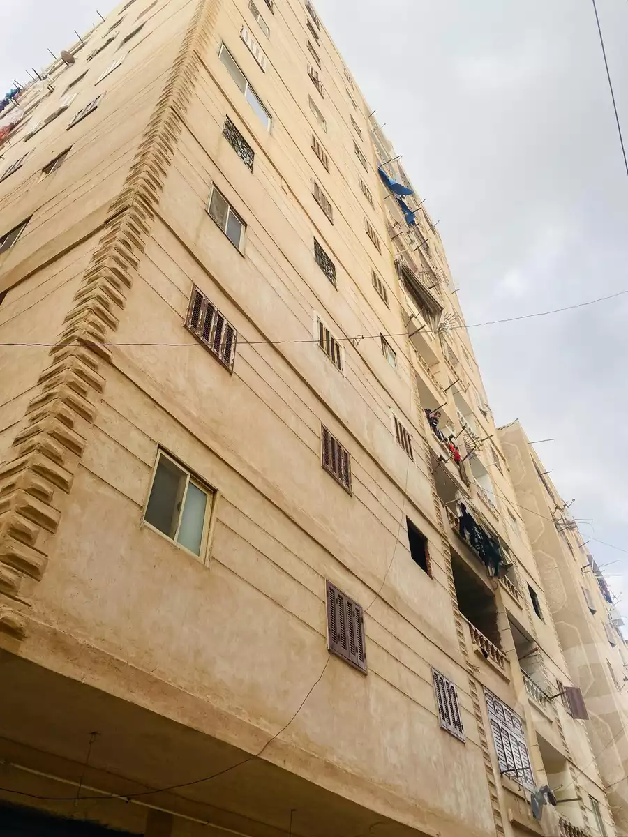 https://aqarmap.com.eg/en/listing/5679064-for-sale-alexandria-l-jmy-lbytsh-el-hanafeya-st
