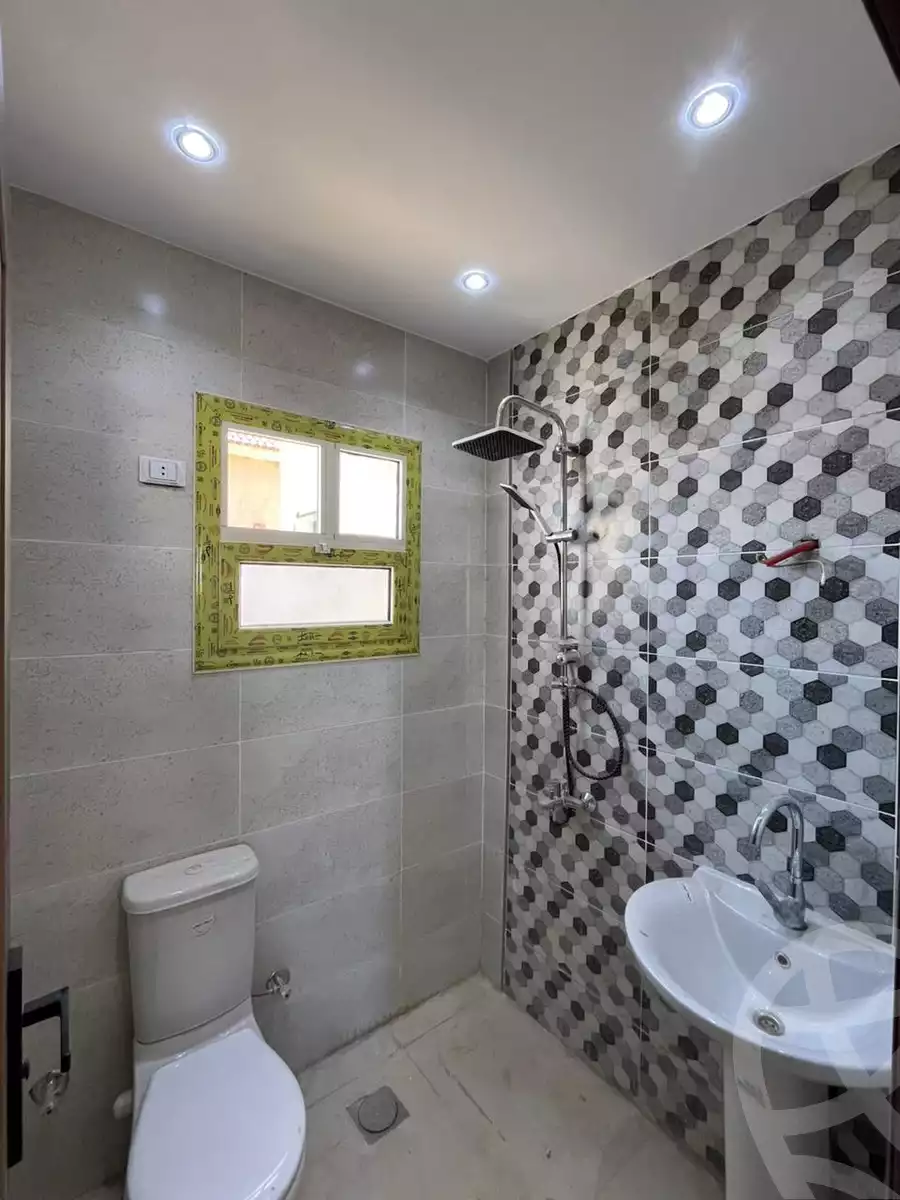 https://aqarmap.com.eg/en/listing/5680454-for-sale-cairo-6th-of-october-el-ahyaa-neighborhood-3rd-omar-ibn-el-khattab-st