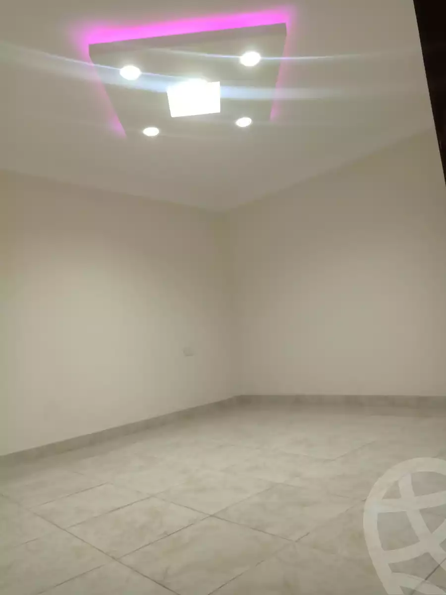 https://aqarmap.com.eg/en/listing/5681179-for-sale-cairo-helwan-hadayek-helwan-el-eshrein-st
