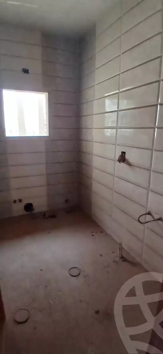 https://aqarmap.com.eg/ar/listing/5683967-for-sale-cairo-el-sheikh-zayed-city-compounds-el-khamayel