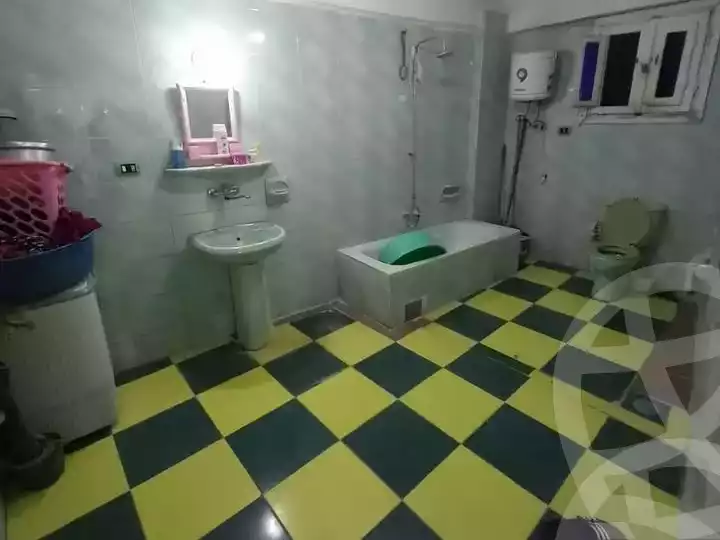 https://aqarmap.com.eg/en/listing/5684063-for-sale-alexandria-l-jmy-lbytsh-mecca-st