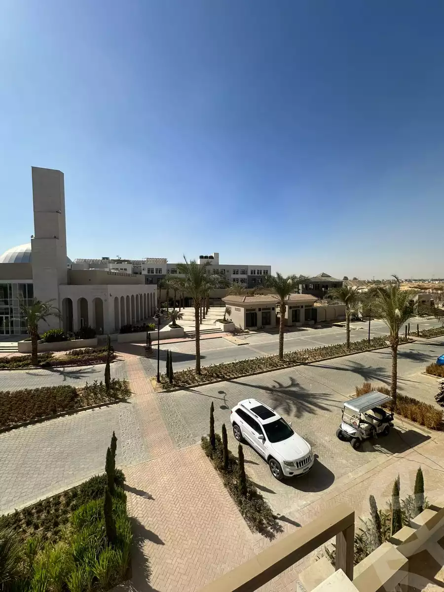 https://aqarmap.com.eg/en/listing/5686088-for-sale-cairo-el-sheikh-zayed-city-compounds-kmbwnd-fyldj-wyst-dr-llttwyr