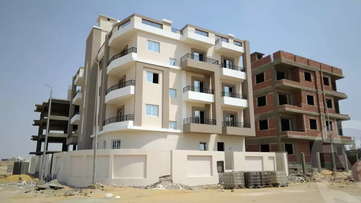https://aqarmap.com.eg/en/listing/5687911-for-sale-cairo-new-cairo-bait-el-watan-fourth-neighborhood