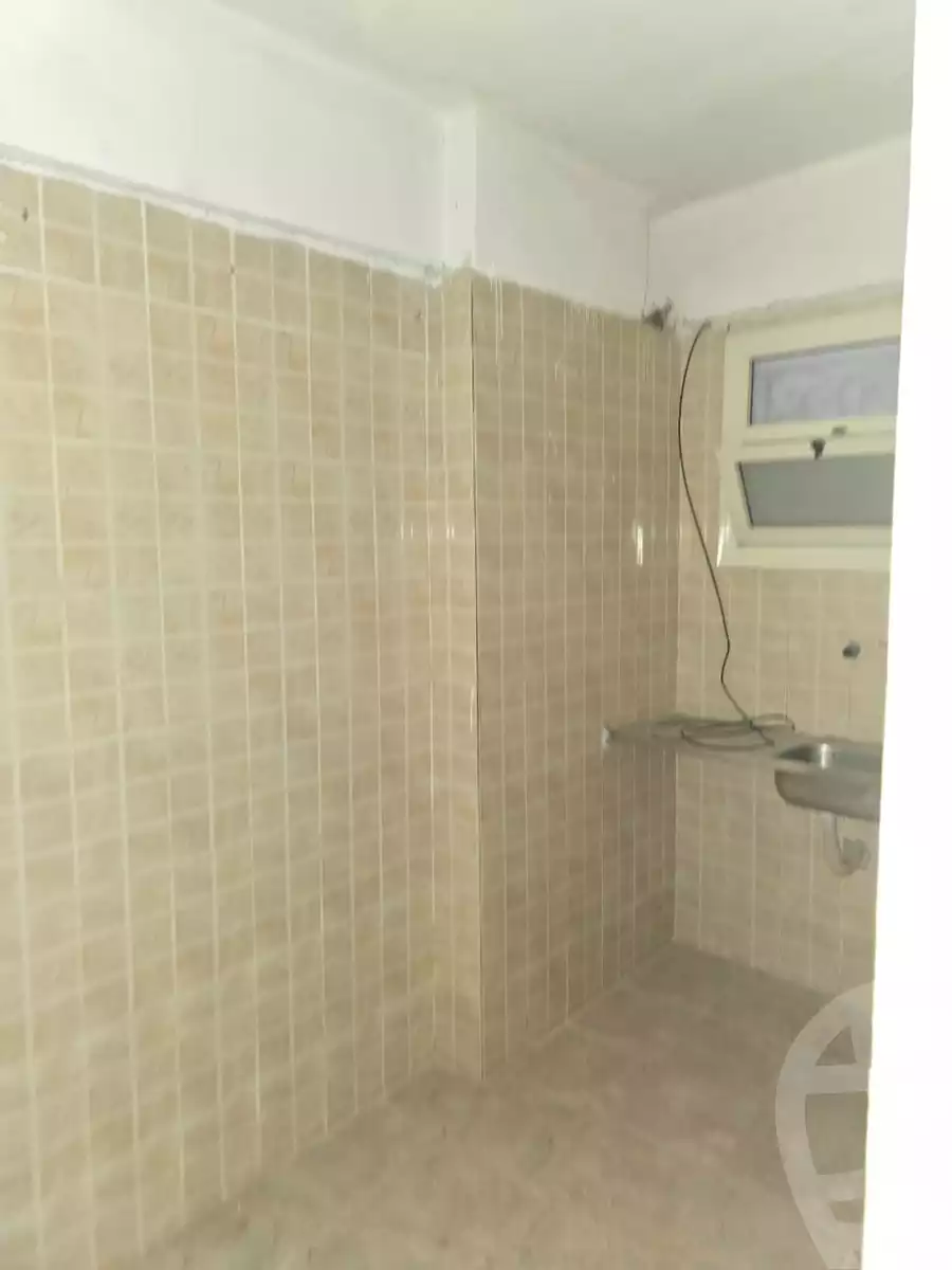 https://aqarmap.com.eg/en/listing/5689260-for-sale-alexandria-l-jmy-lbytsh-kafr-el-agamy-st