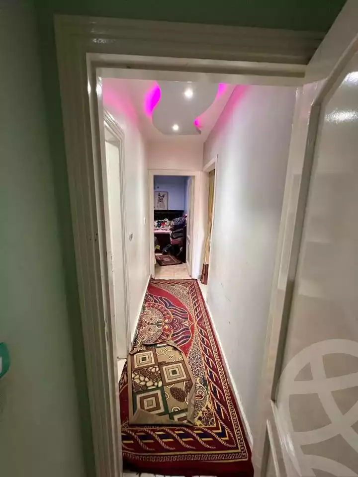 https://aqarmap.com.eg/ar/listing/5689518-for-sale-alexandria-moharram-bey-kanal-al-mahmoudeya-al-bahri-st