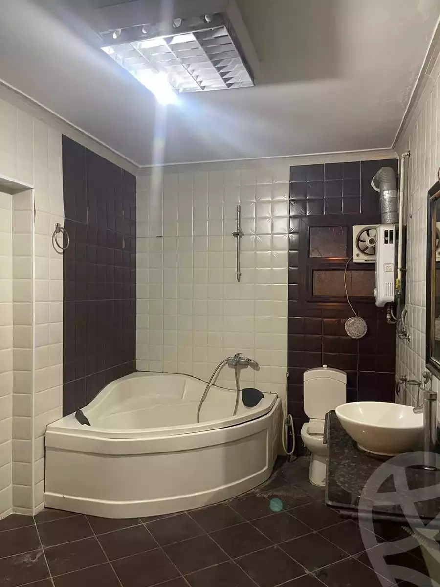https://aqarmap.com.eg/en/listing/5689590-for-rent-cairo-ain-shams-ain-shams-el-sharkia-mostafa-hafez-st