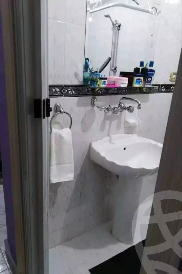 https://aqarmap.com.eg/en/listing/5690597-for-sale-alexandria-l-jmy-lbytsh-ain-shams-st