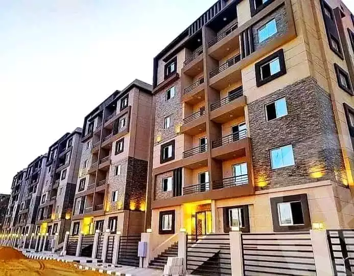 https://aqarmap.com.eg/ar/listing/5692884-for-sale-cairo-6th-of-october-hadaeq-october-investors-association