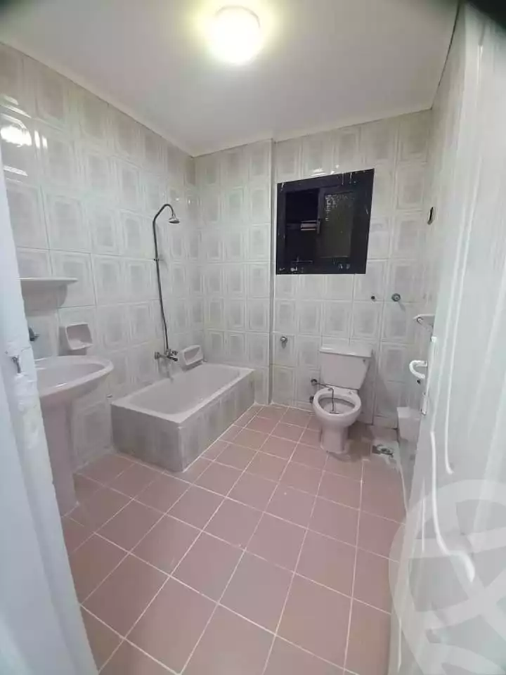 https://aqarmap.com.eg/en/listing/5696656-for-sale-alexandria-l-jmy-shataa-el-nakheel
