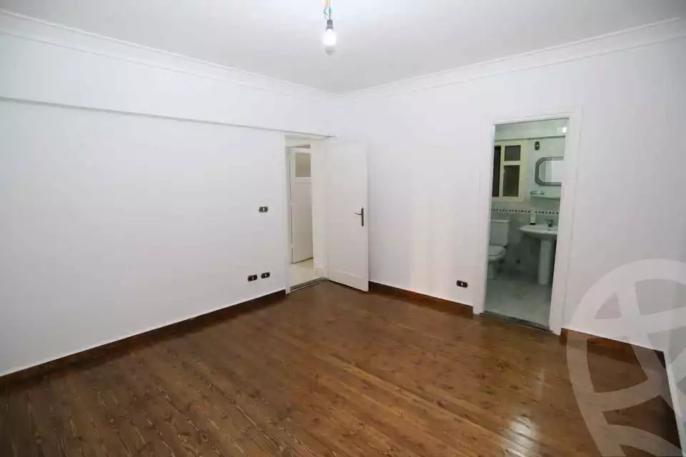 https://aqarmap.com.eg/en/listing/5697882-for-rent-alexandria-zezenia