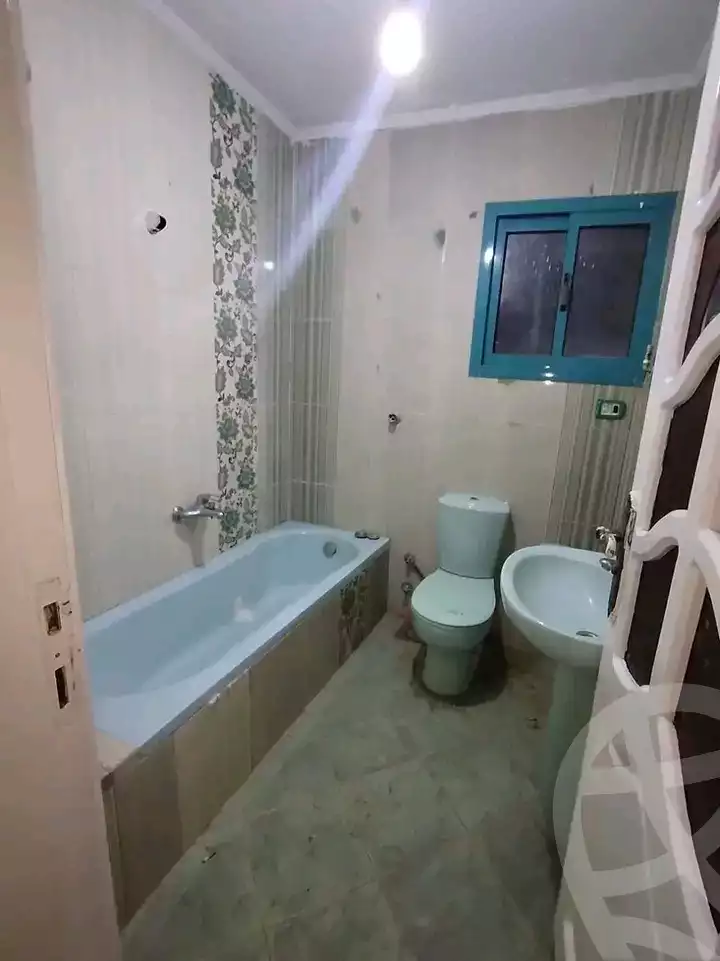 https://aqarmap.com.eg/ar/listing/5698521-for-rent-alexandria-l-jmy-lbytsh-el-hay-st