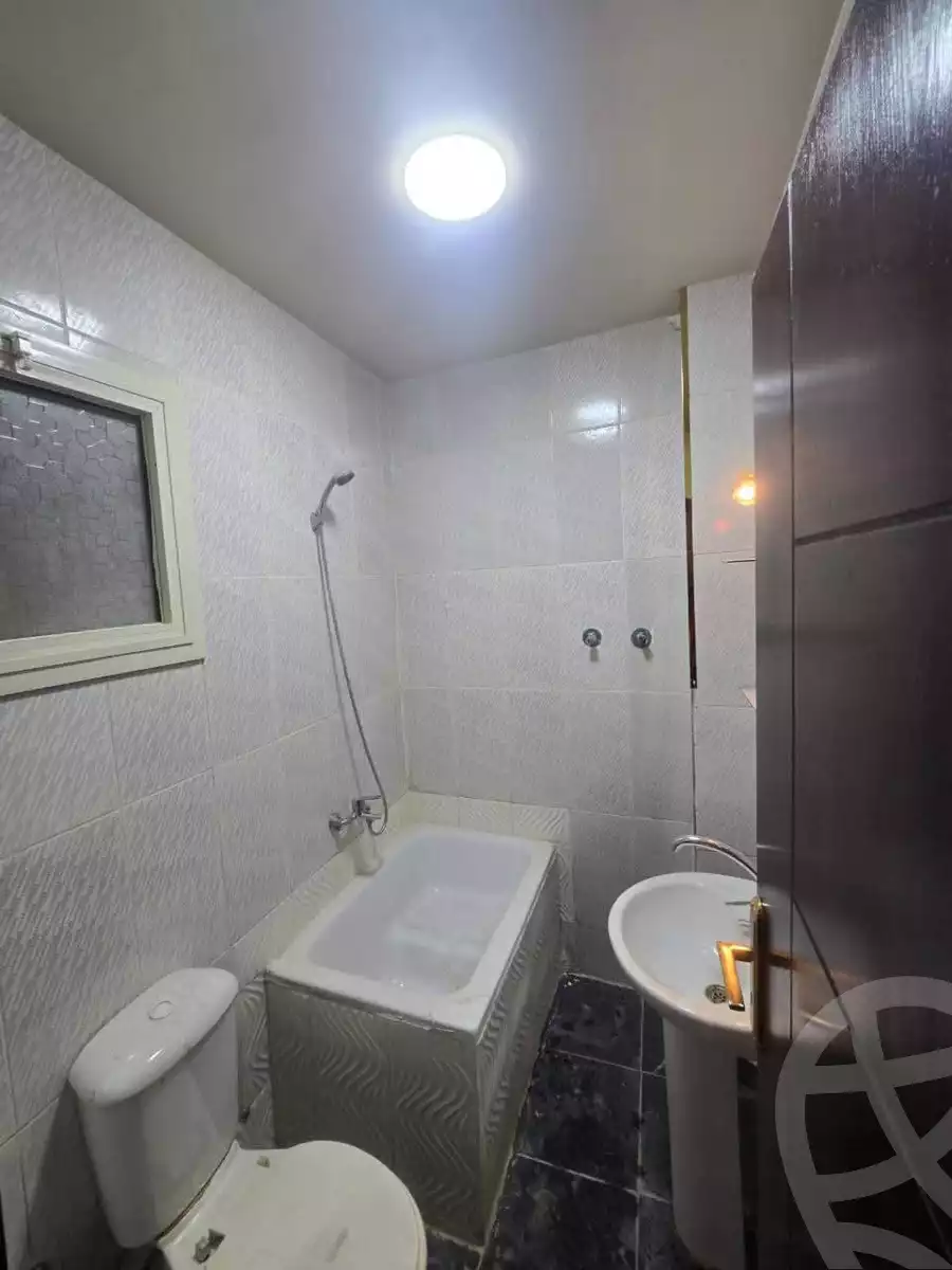 https://aqarmap.com.eg/en/listing/5699186-for-sale-alexandria-l-jmy-lbytsh-el-hanafeya-st