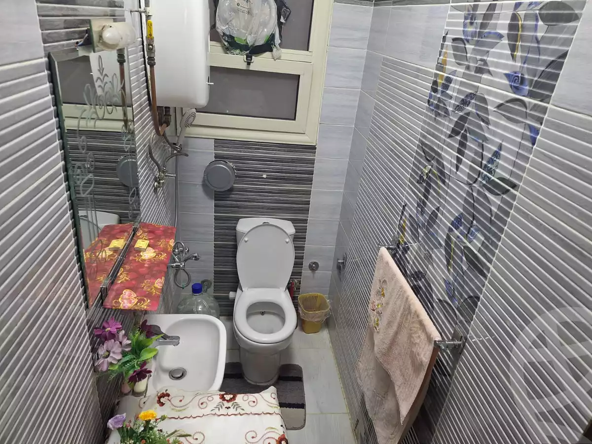 https://aqarmap.com.eg/en/listing/5699726-for-sale-cairo-new-cairo-gharb-arabila-doctor-hani-maher-st