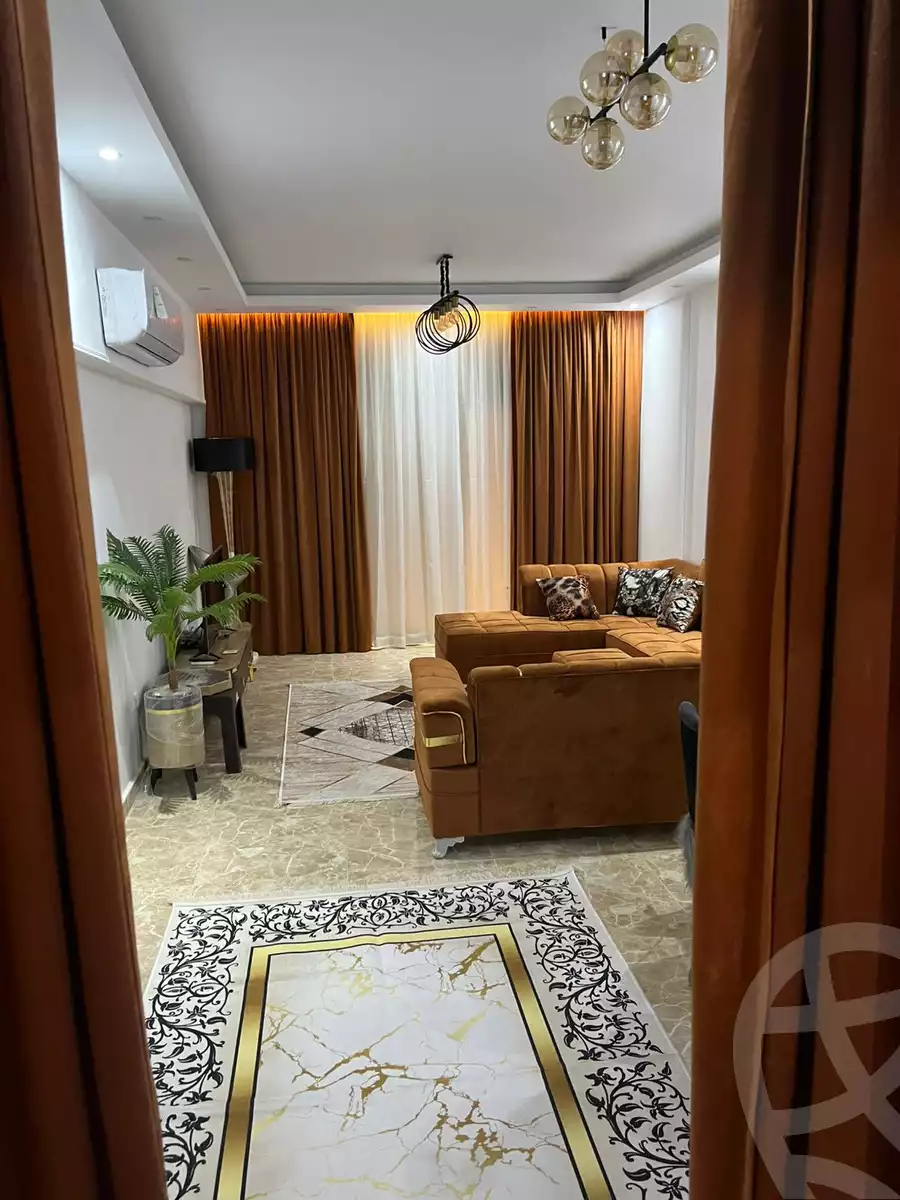 https://aqarmap.com.eg/en/listing/5699933-for-rent-cairo-new-cairo-compounds-town-residence