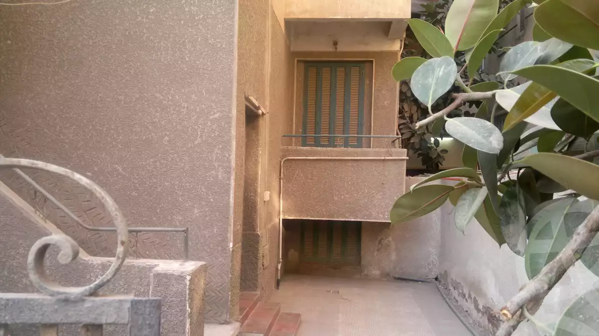 https://aqarmap.com.eg/en/listing/5700889-for-sale-cairo-el-zaytun-hlmy-lzytwn-shr-ly-bsh