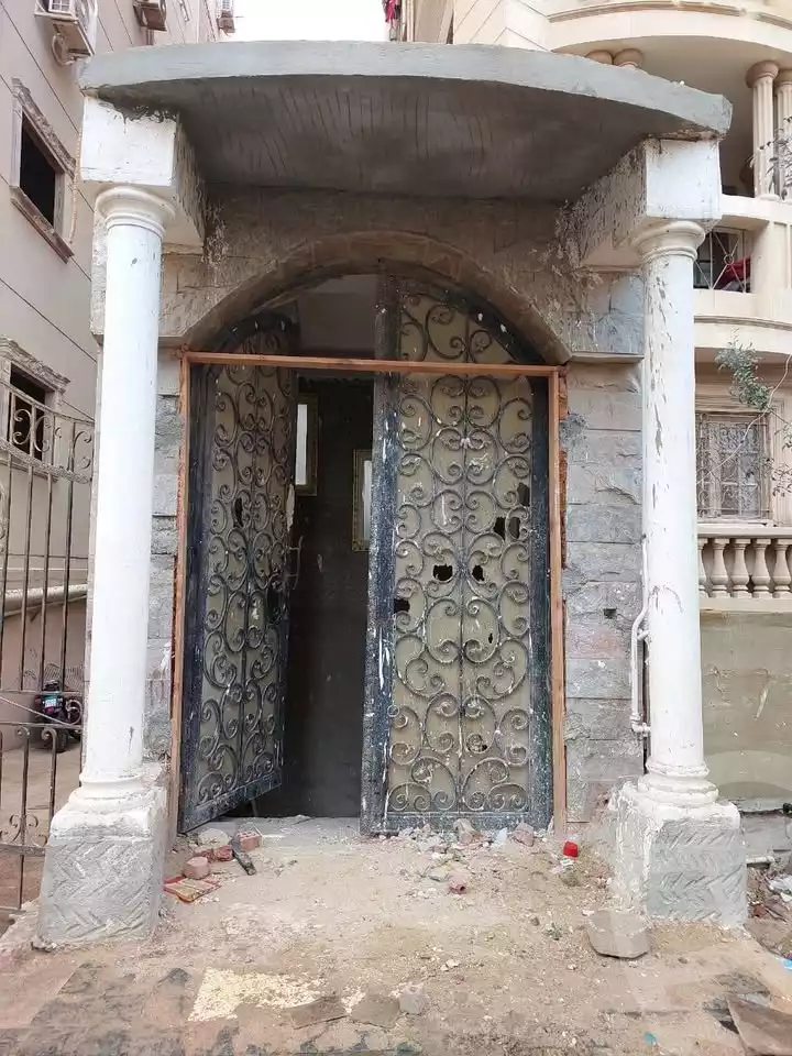 https://aqarmap.com.eg/en/listing/5701805-for-sale-cairo-mokattam-lhdb-l-ly-shr-17