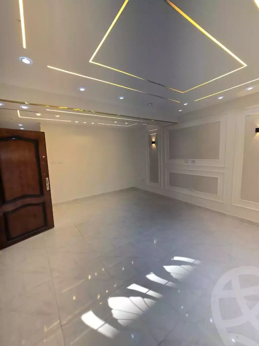 https://aqarmap.com.eg/ar/listing/5702124-for-sale-alexandria-l-jmy-lbytsh-el-bostan-st