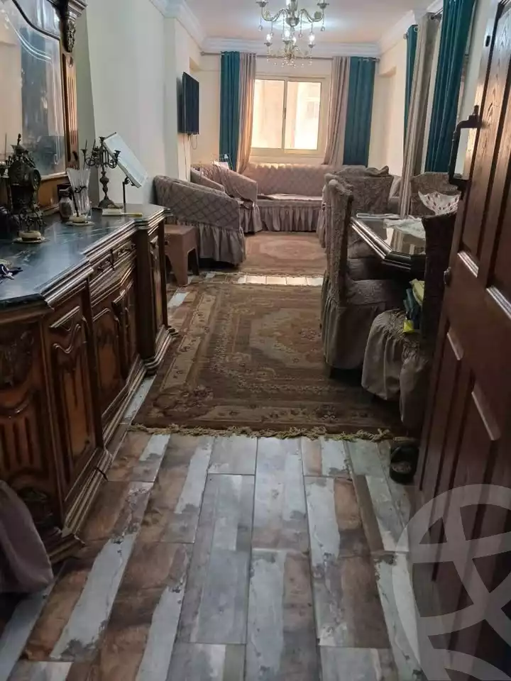 https://aqarmap.com.eg/en/listing/5702736-for-sale-alexandria-zezenia-mostafa-abd-el-razik-st