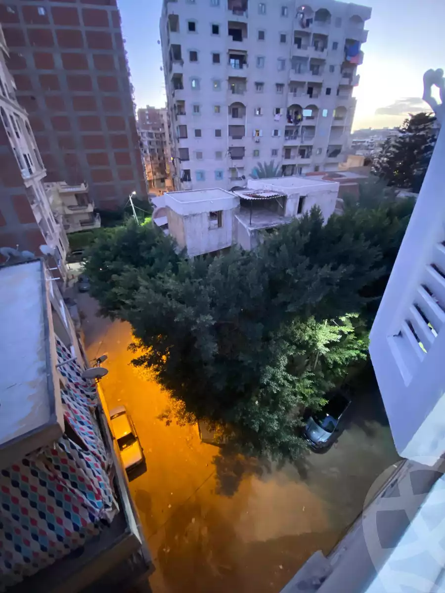 https://aqarmap.com.eg/ar/listing/5703864-for-sale-alexandria-l-jmy-lbytsh-el-saleheen-mosque-st