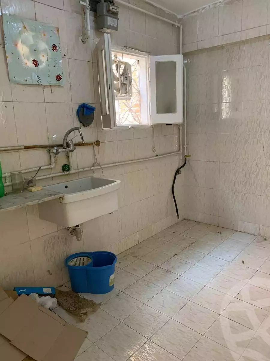 https://aqarmap.com.eg/ar/listing/5705135-for-sale-alexandria-l-jmy-el-hanouvel-abd-el-moneam-gaber-st