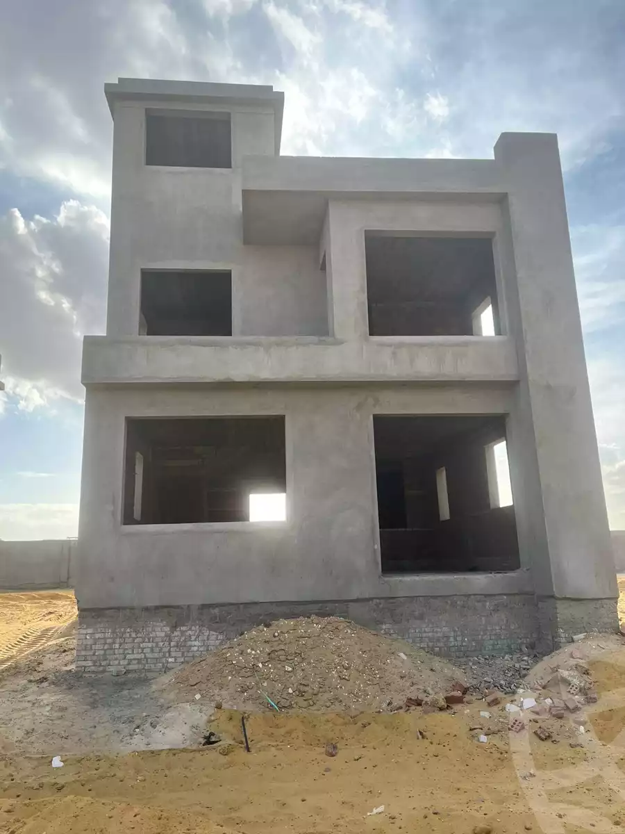 https://aqarmap.com.eg/en/listing/5705815-for-sale-cairo-el-sheikh-zayed-city-lshykh-zyd-ljdyd-lake-west-2-cairo-capital