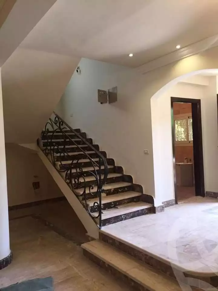 https://aqarmap.com.eg/ar/listing/5705845-for-sale-cairo-6th-of-october-compounds-first-heights