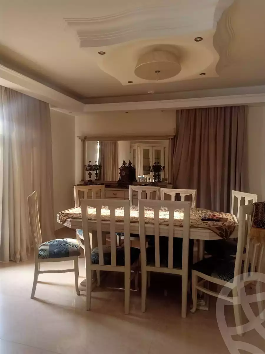 https://aqarmap.com.eg/en/listing/5705975-for-sale-cairo-el-sheikh-zayed-city-compounds-el-yasmeen-compound