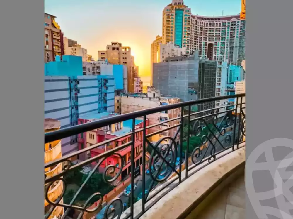 https://aqarmap.com.eg/en/listing/5706694-for-sale-alexandria-ganaklis-shr-mrtdy-bsh