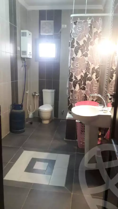 https://aqarmap.com.eg/en/listing/5706904-for-sale-cairo-new-cairo-compounds-kmbwnd-ldf-lwtny