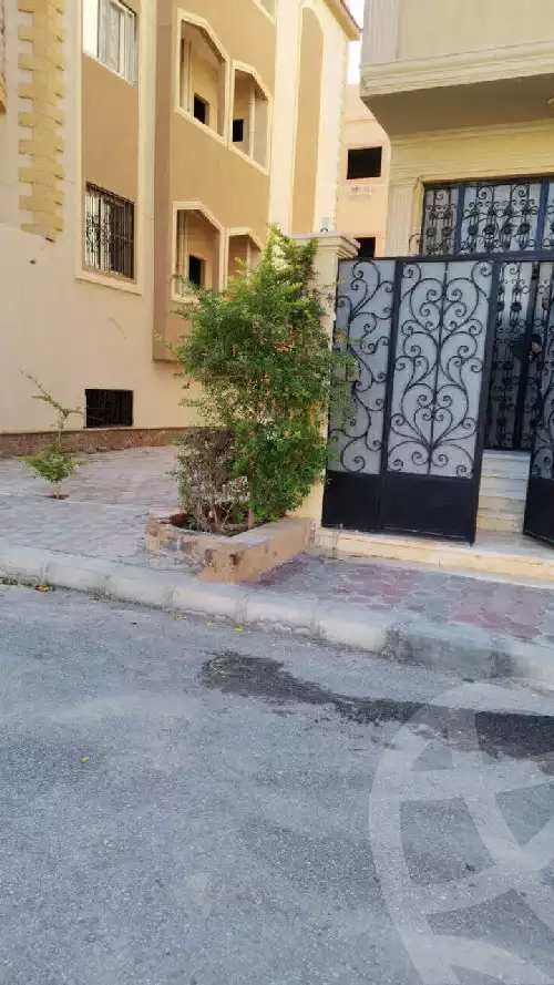 https://aqarmap.com.eg/en/listing/5706904-for-sale-cairo-new-cairo-compounds-kmbwnd-ldf-lwtny