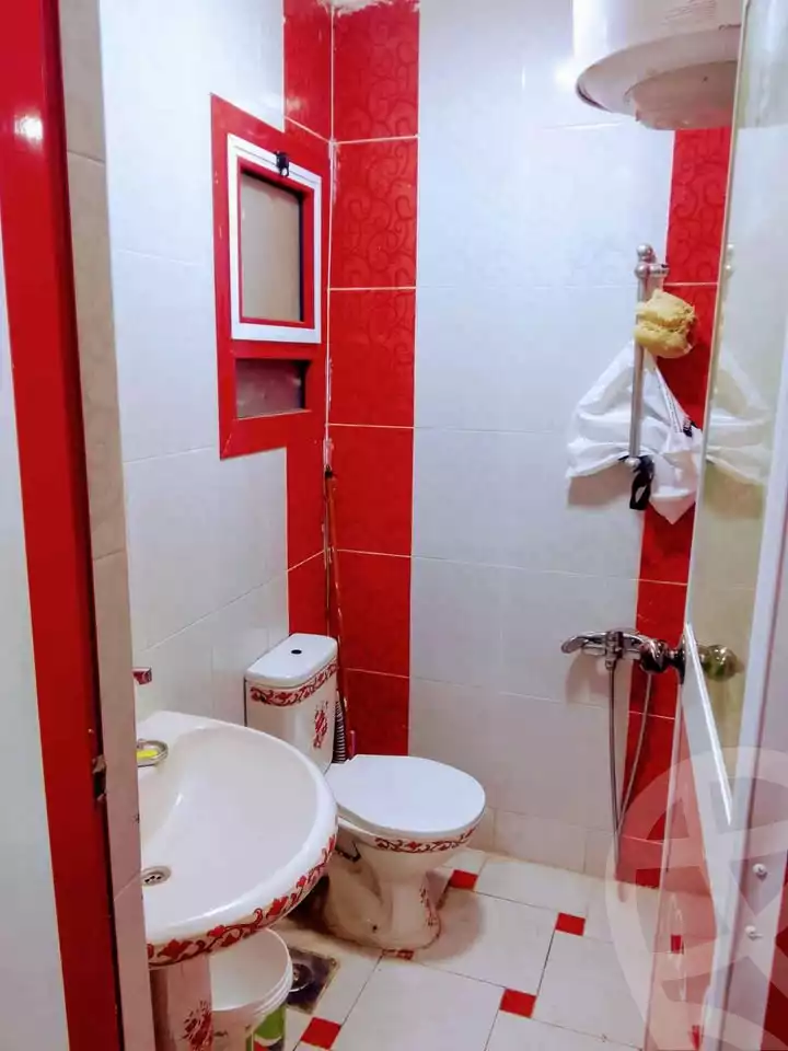 https://aqarmap.com.eg/ar/listing/5706925-for-sale-alexandria-l-jmy-lbytsh-el-hanafeya-st