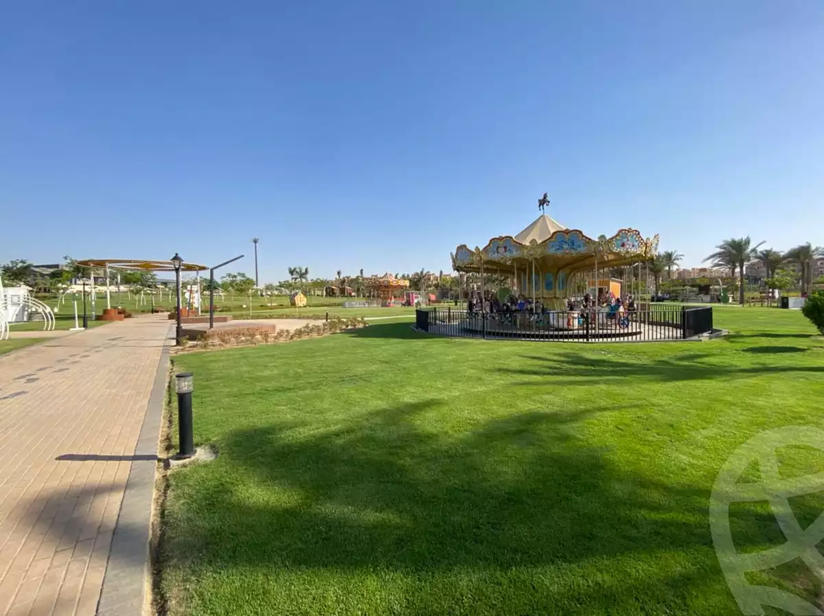 https://aqarmap.com.eg/en/listing/5707579-for-sale-cairo-el-sheikh-zayed-city-compounds-zyd-wr-llttwyr-park-towers-zed-el-sheikh-zayed-compound