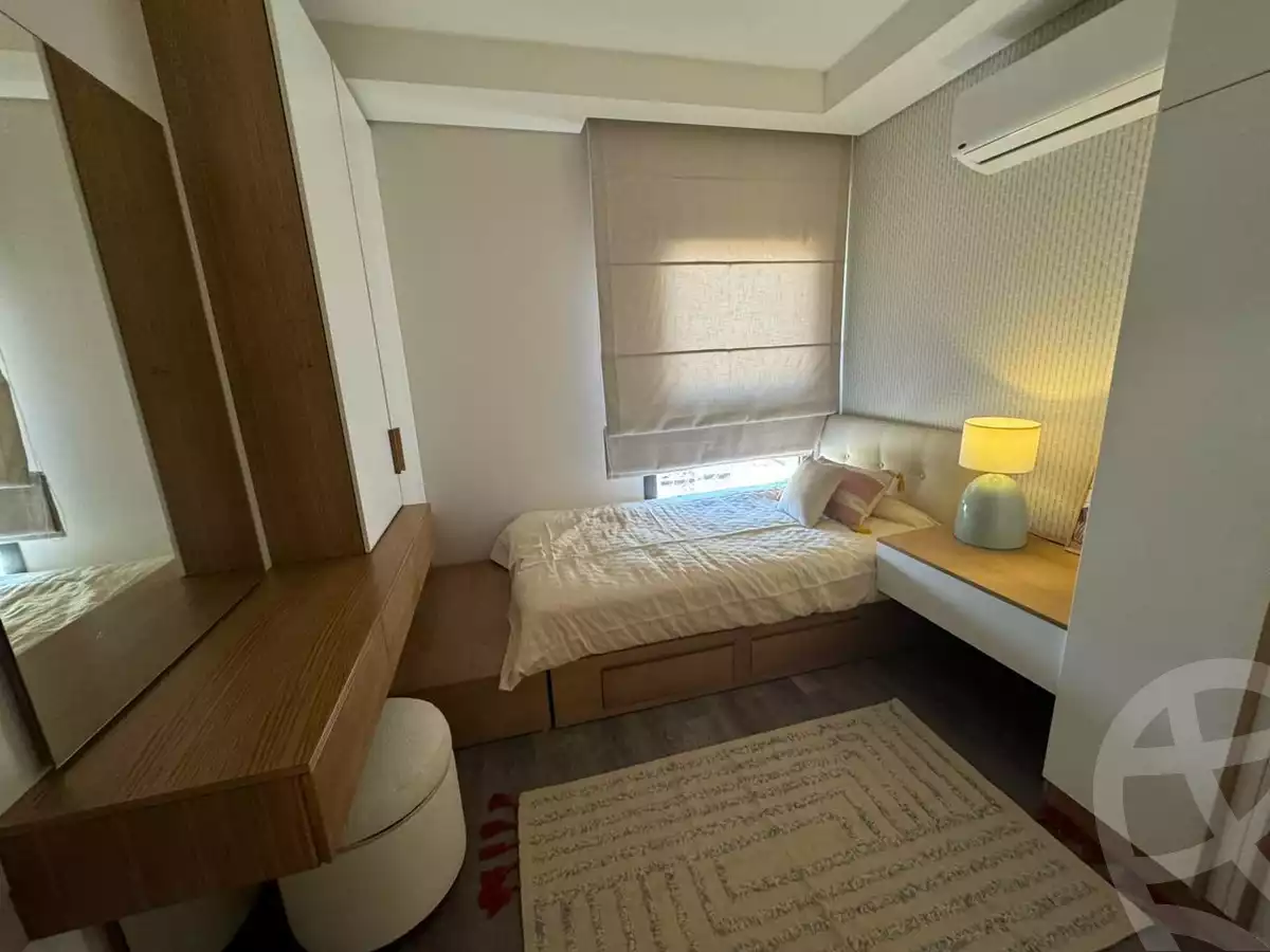 https://aqarmap.com.eg/ar/listing/5707634-for-sale-cairo-el-sheikh-zayed-city-compounds-zyd-wr-llttwyr-park-towers-zed-el-sheikh-zayed-compound