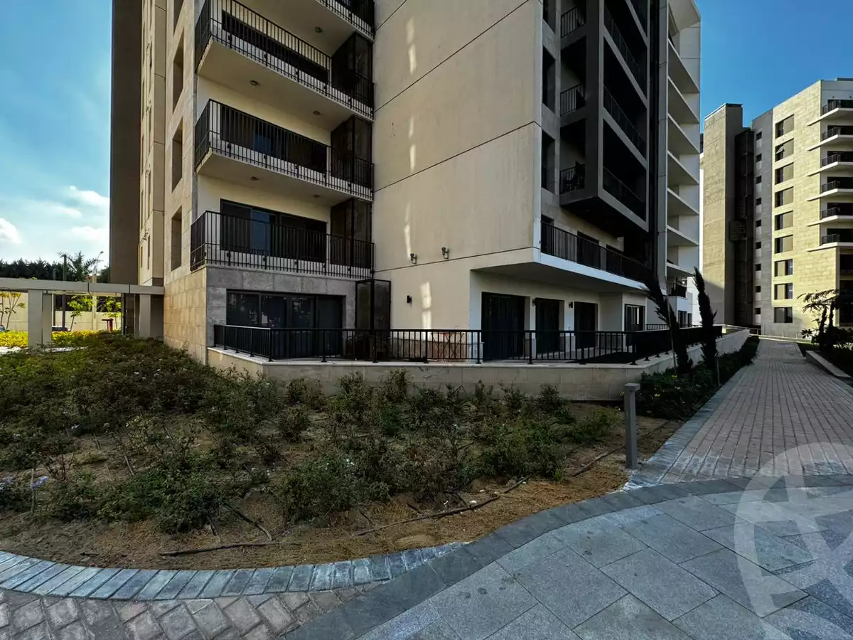 https://aqarmap.com.eg/en/listing/5707655-for-sale-cairo-el-sheikh-zayed-city-compounds-zyd-wr-llttwyr-park-towers-zed-el-sheikh-zayed-compound