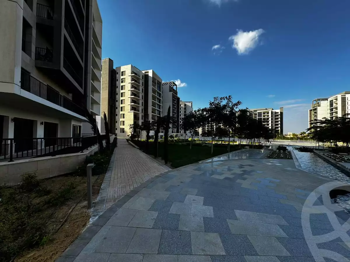 https://aqarmap.com.eg/en/listing/5707655-for-sale-cairo-el-sheikh-zayed-city-compounds-zyd-wr-llttwyr-park-towers-zed-el-sheikh-zayed-compound