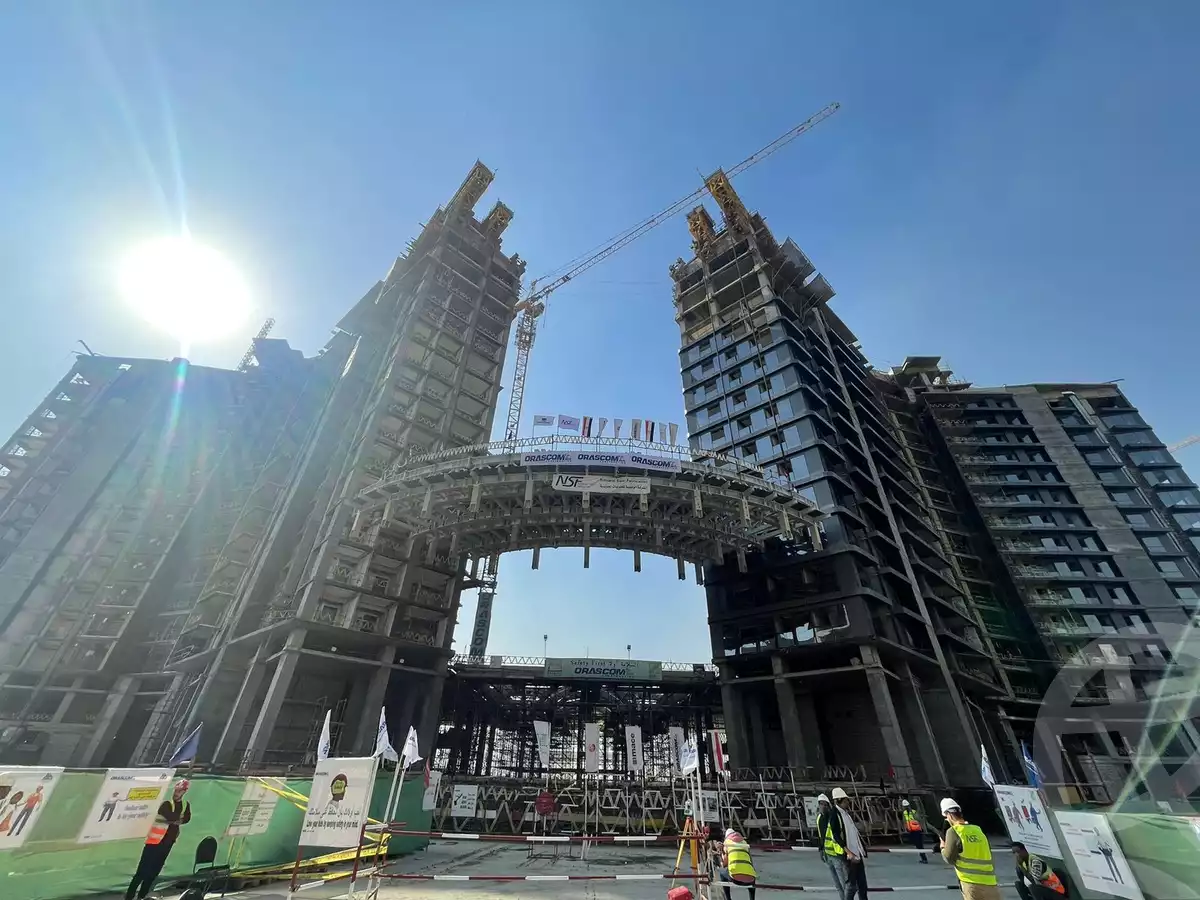 https://aqarmap.com.eg/ar/listing/5707665-for-sale-cairo-el-sheikh-zayed-city-compounds-zyd-wr-llttwyr-z-tower