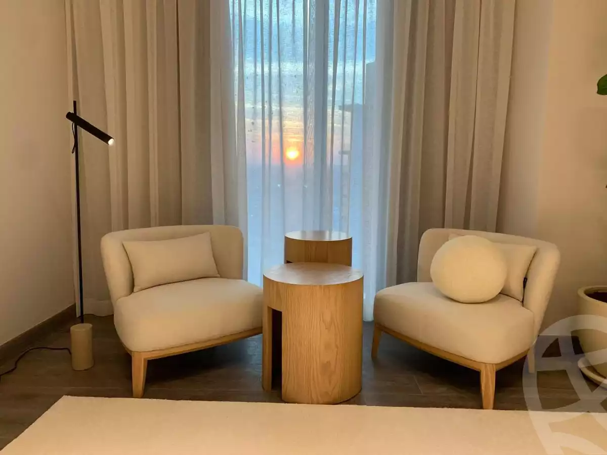 https://aqarmap.com.eg/ar/listing/5707708-for-sale-cairo-el-sheikh-zayed-city-compounds-zyd-wr-llttwyr-park-towers-zed-el-sheikh-zayed-compound
