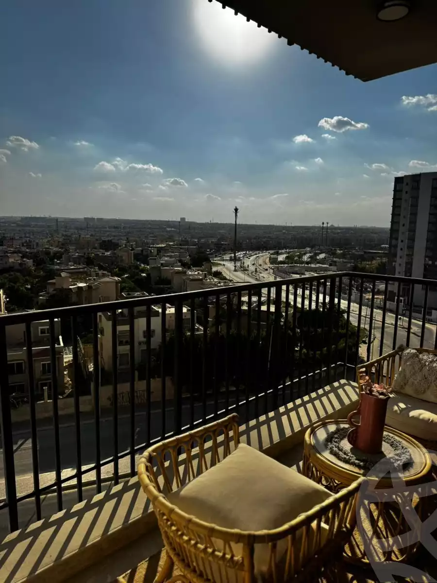 https://aqarmap.com.eg/ar/listing/5707708-for-sale-cairo-el-sheikh-zayed-city-compounds-zyd-wr-llttwyr-park-towers-zed-el-sheikh-zayed-compound