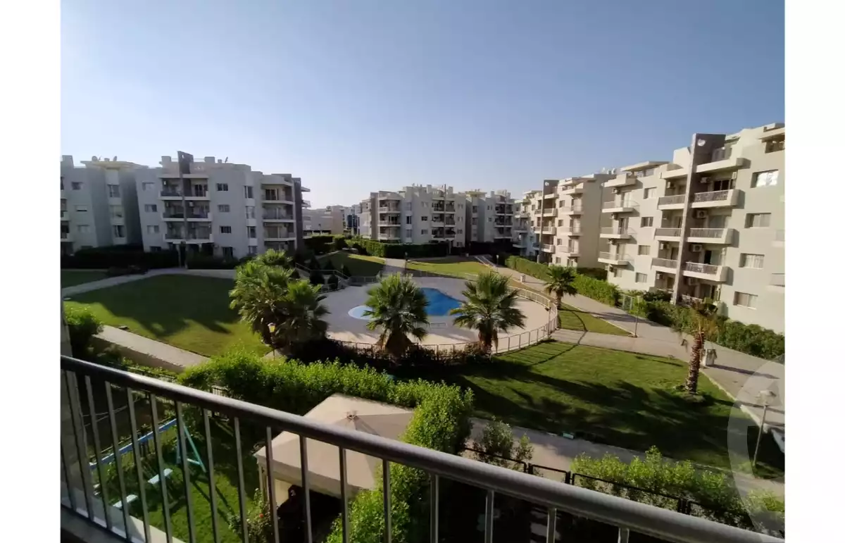 https://aqarmap.com.eg/en/listing/5708044-for-sale-cairo-el-sheikh-zayed-city-compounds-dh-drys