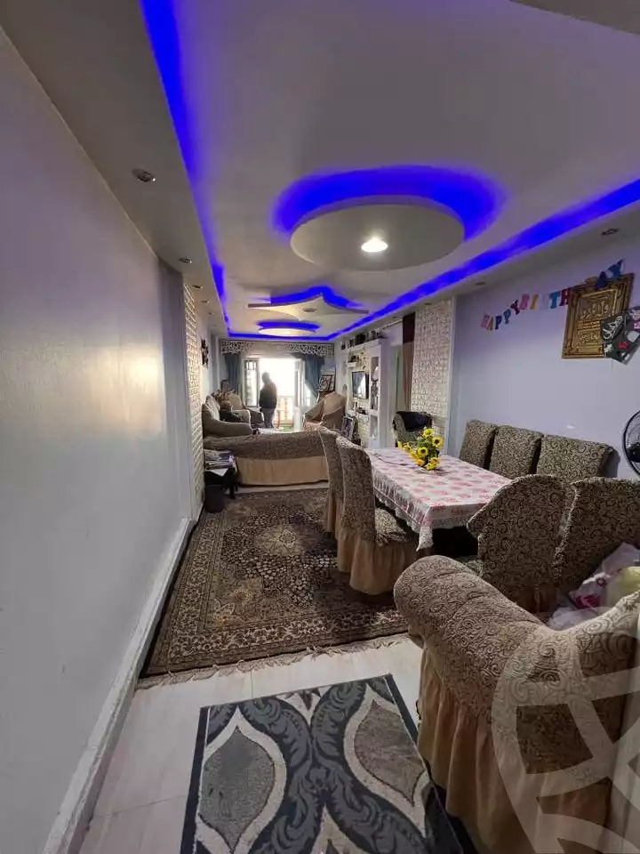 https://aqarmap.com.eg/ar/listing/5709079-for-sale-alexandria-moharram-bey-kanal-al-mahmoudeya-al-bahri-st