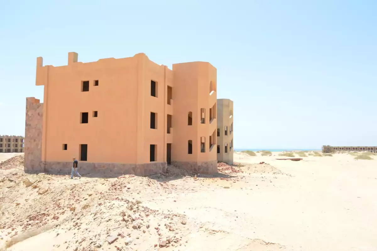 https://aqarmap.com.eg/ar/listing/5710200-for-sale-ras-sidr-ras-sidr-resorts-helnan-concorde-royal-beach-resort