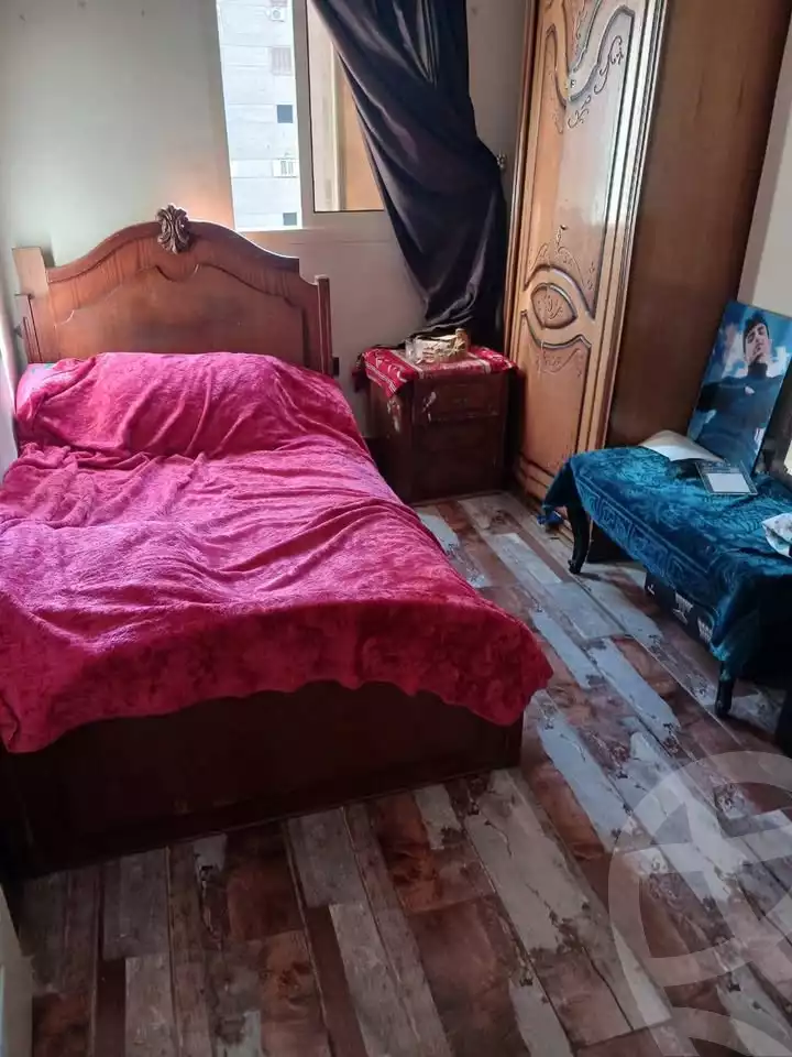 https://aqarmap.com.eg/en/listing/5711168-for-sale-alexandria-zezenia-mostafa-abd-el-razik-st