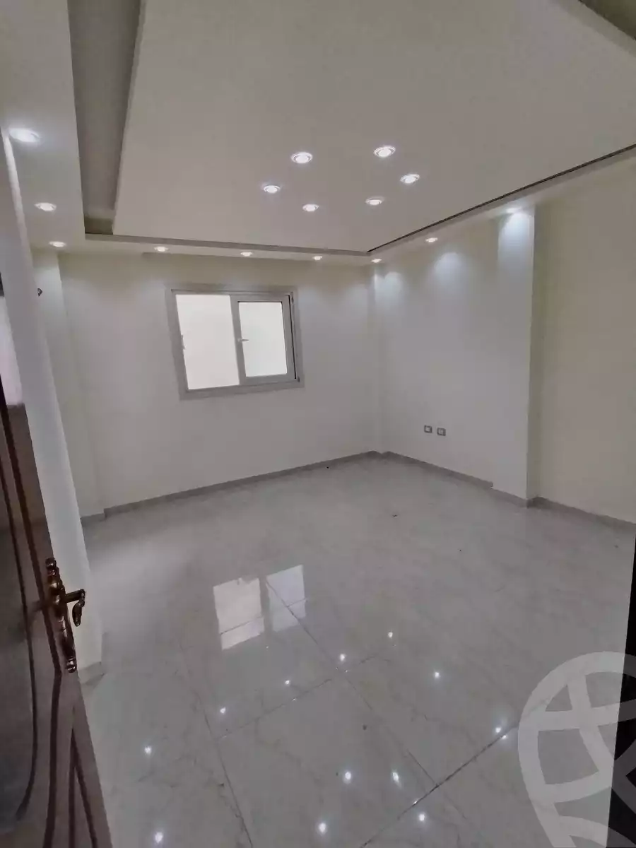 https://aqarmap.com.eg/en/listing/5712513-for-sale-alexandria-glim-shr-ljysh