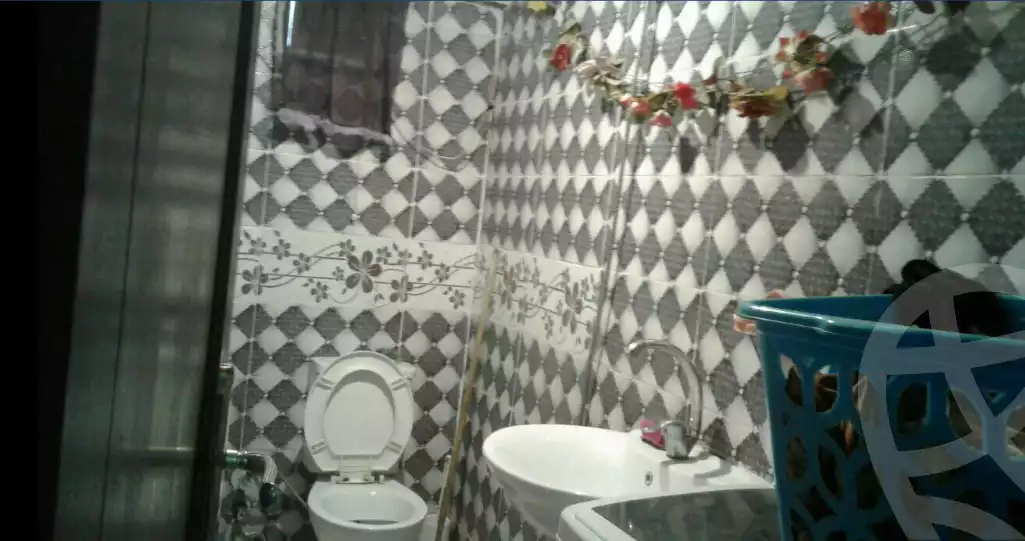 https://aqarmap.com.eg/ar/listing/5712752-for-sale-alexandria-l-jmy-bw-ywsf-el-forn-st