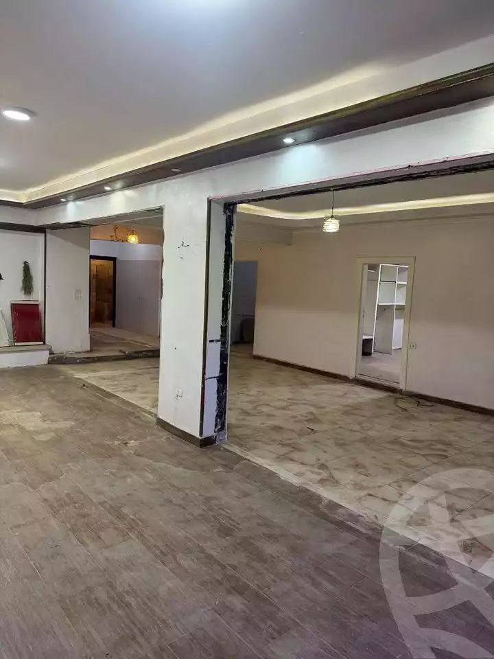 https://aqarmap.com.eg/ar/listing/5712982-for-sale-cairo-mokattam-lhdb-l-ly-taqseem-el-zohour