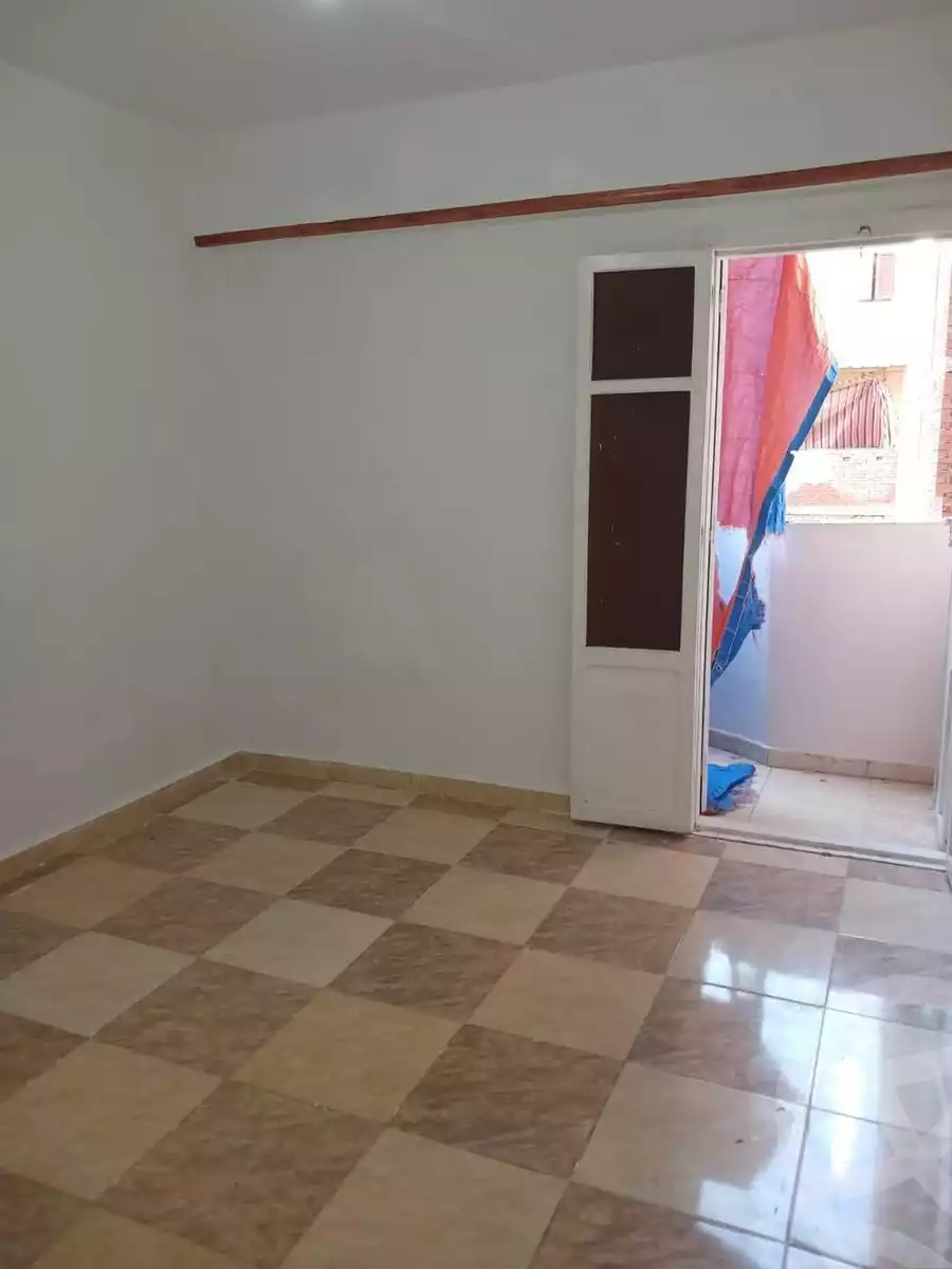 https://aqarmap.com.eg/en/listing/5713127-for-sale-alexandria-bahray-el-anfoshy-sidi-al-mawazini-st