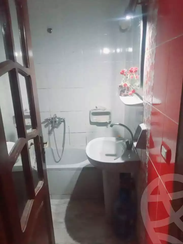 https://aqarmap.com.eg/en/listing/5713213-for-rent-alexandria-l-jmy-lbytsh-shahr-al-assal-st