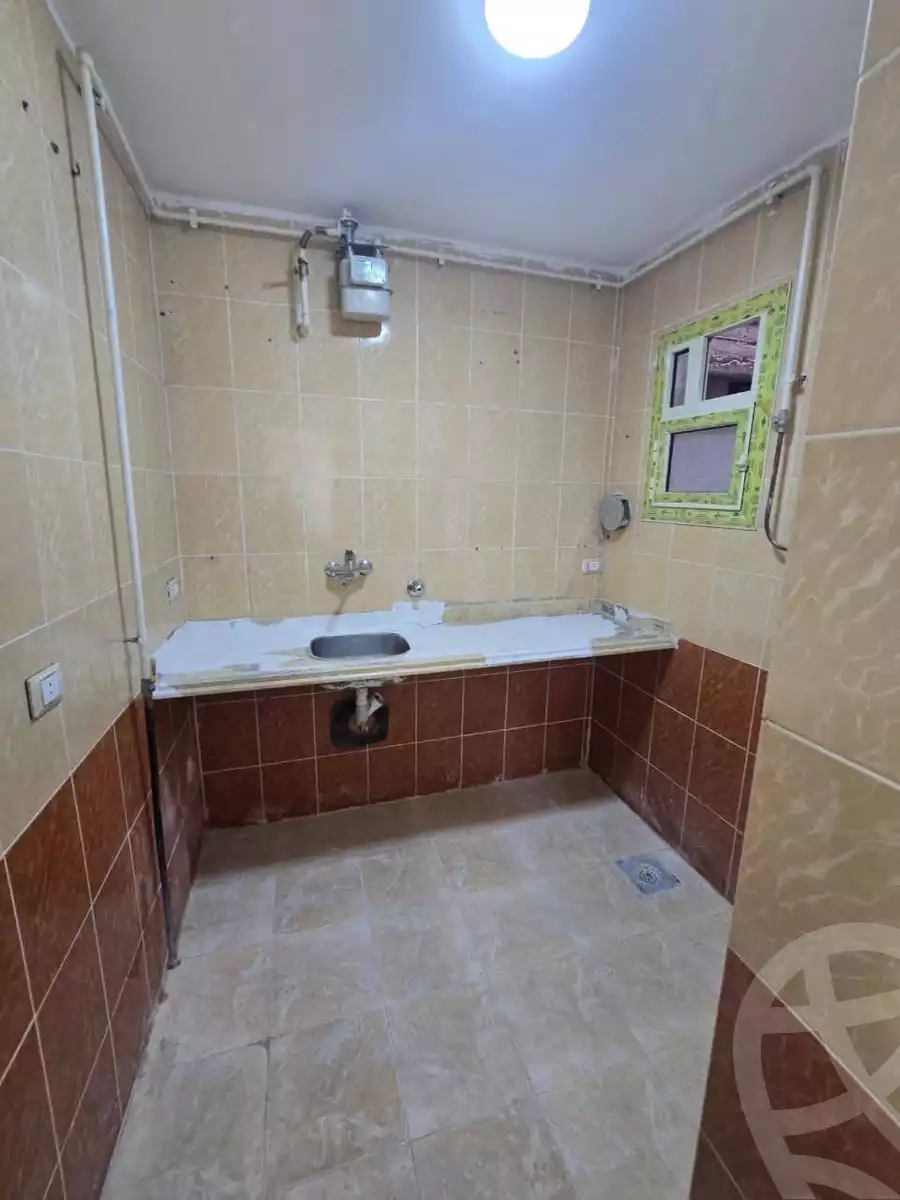 https://aqarmap.com.eg/ar/listing/5713285-for-sale-alexandria-l-jmy-lbytsh-el-hay-st