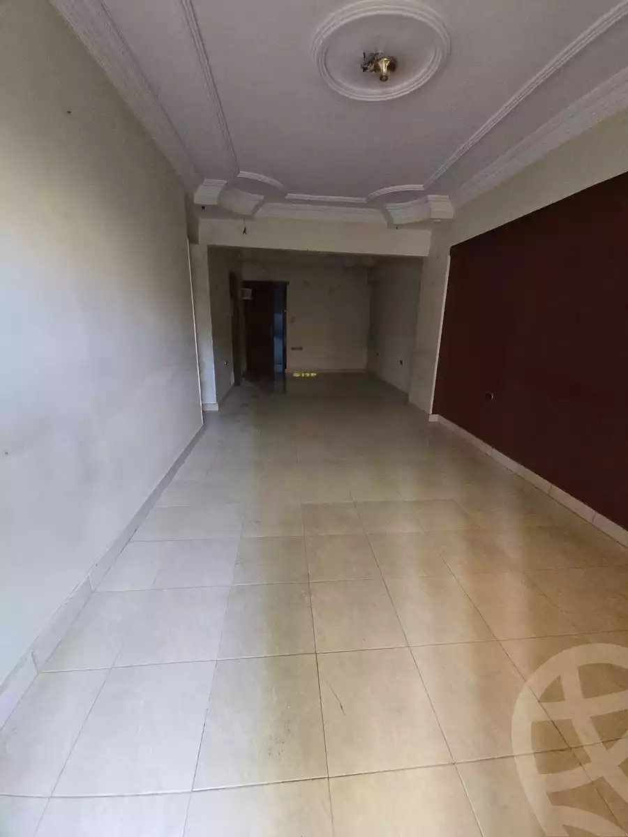 https://aqarmap.com.eg/en/listing/5715087-for-sale-cairo-helwan-helwan-el-sharkeya-mostafa-safwat-st